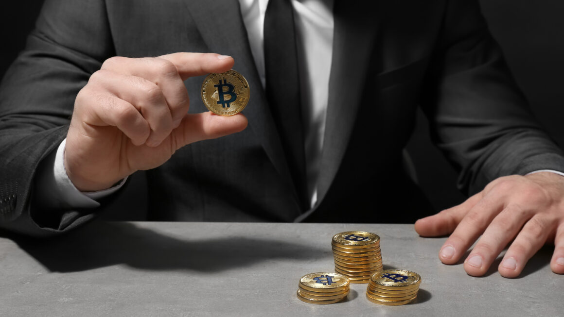 Декабрь может изменить игру: что готовит конец года для биткоина