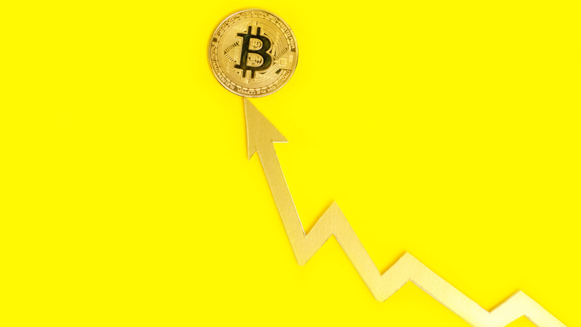Макроэкономический разворот может запустить новый цикл роста биткоина