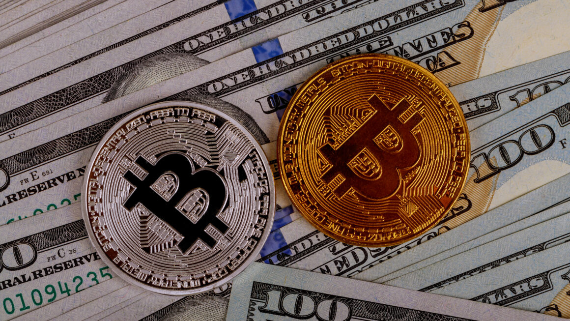 Крупные транзакции BTC: сигнал к развороту или обычная перестановка активов